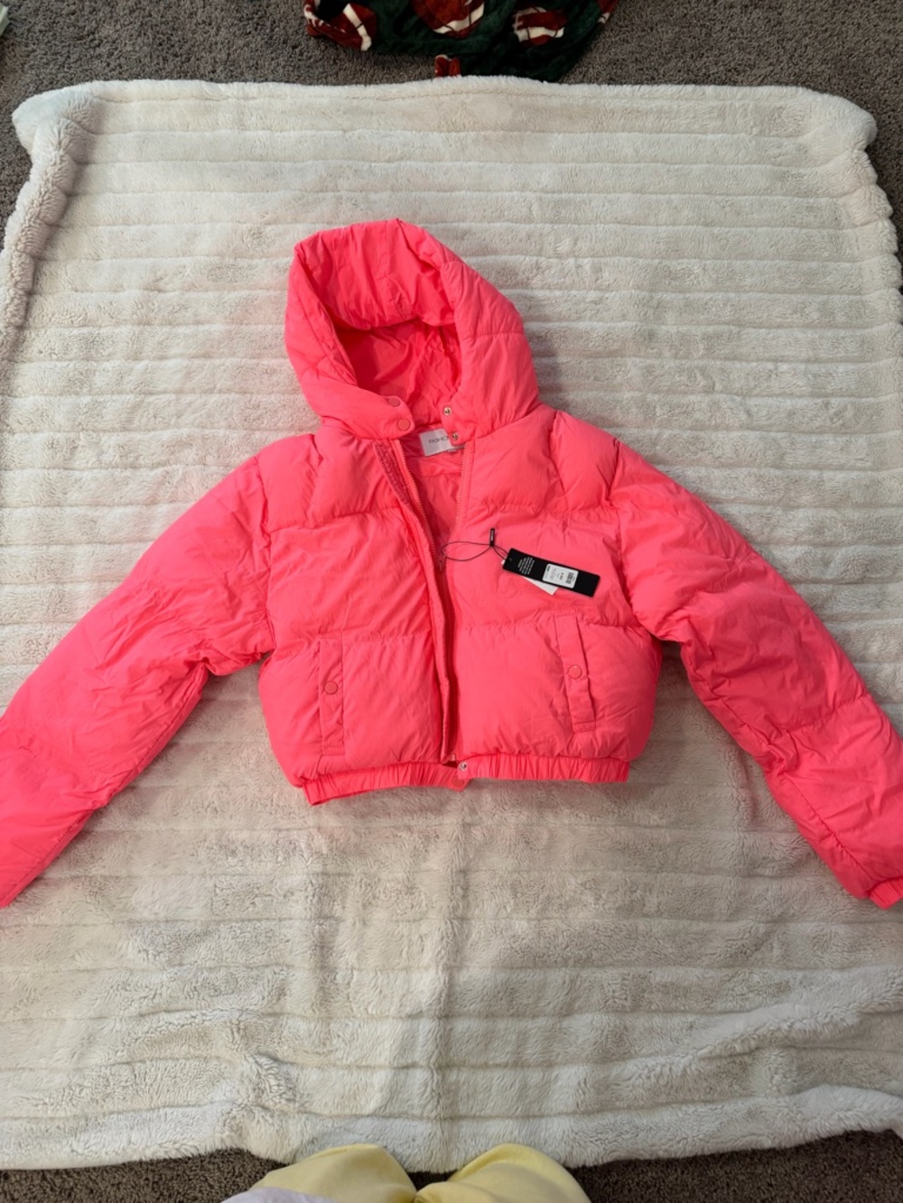 Fashion Nova Cropped Puffer Jacket - Neon Pink Hooded Coat